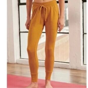 FP Movement Sunny Skinny Sweatpant Jogger Golden Yellow Size Large